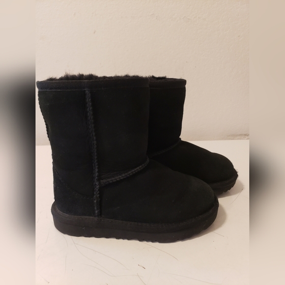 UGG Kids Classic Boots size 10 new No tag - Picture 1 of 10